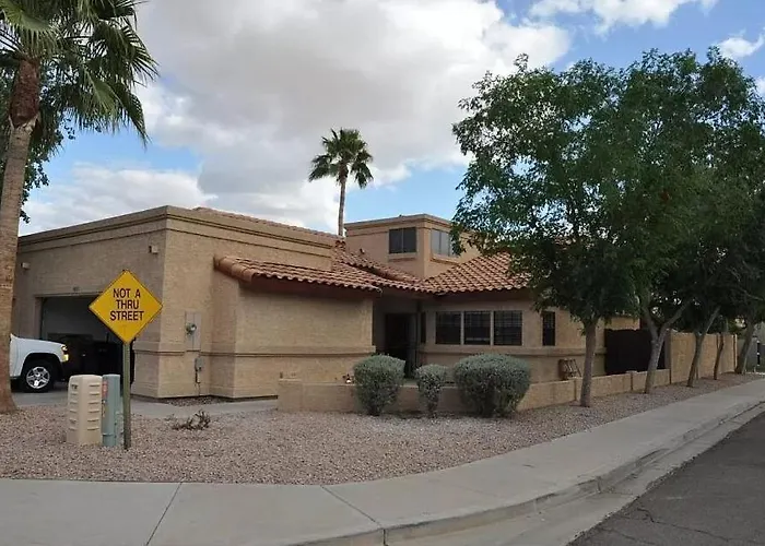 Winter Special Desert Rain By Bluebarrelhomes Holiday home Chandler